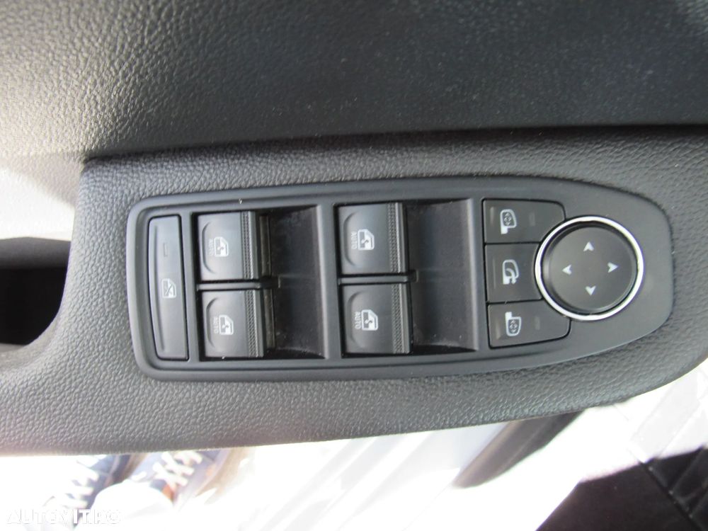 Renault Clio - 27