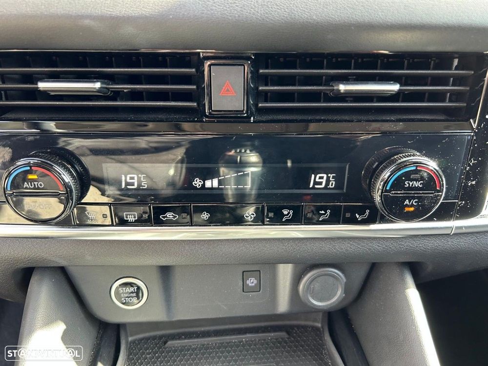 Nissan Qashqai 1.3 DIG-T N-Connecta - 20