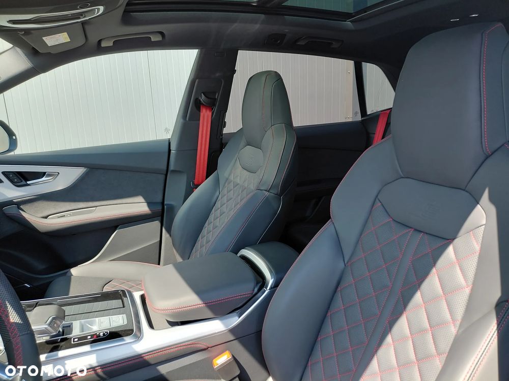 Audi Q8 55 TFSI e PHEV Quattro Tiptronic - 7