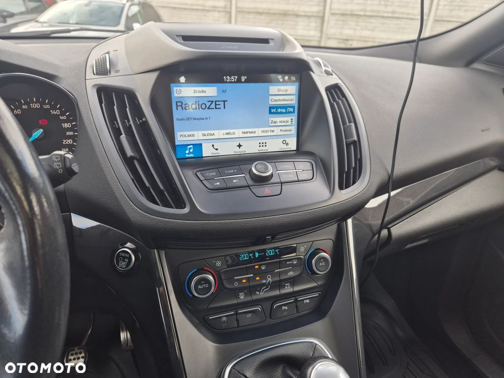 Ford Kuga 1.5 EcoBoost 2x4 ST-Line - 27