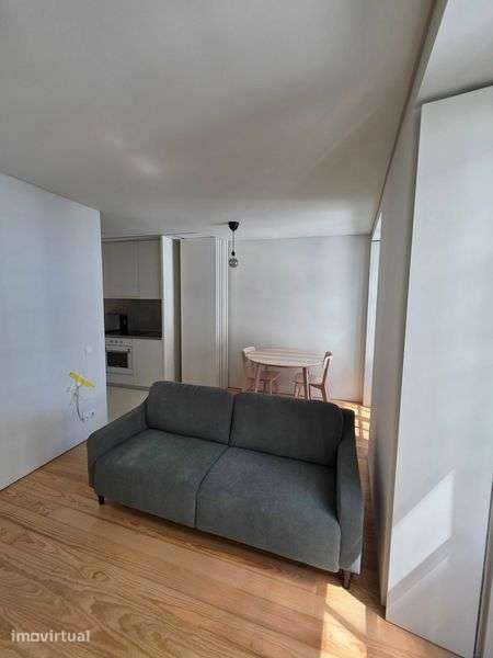 Apartamento T1 aos Clérigos - Grande imagem: 2/9
