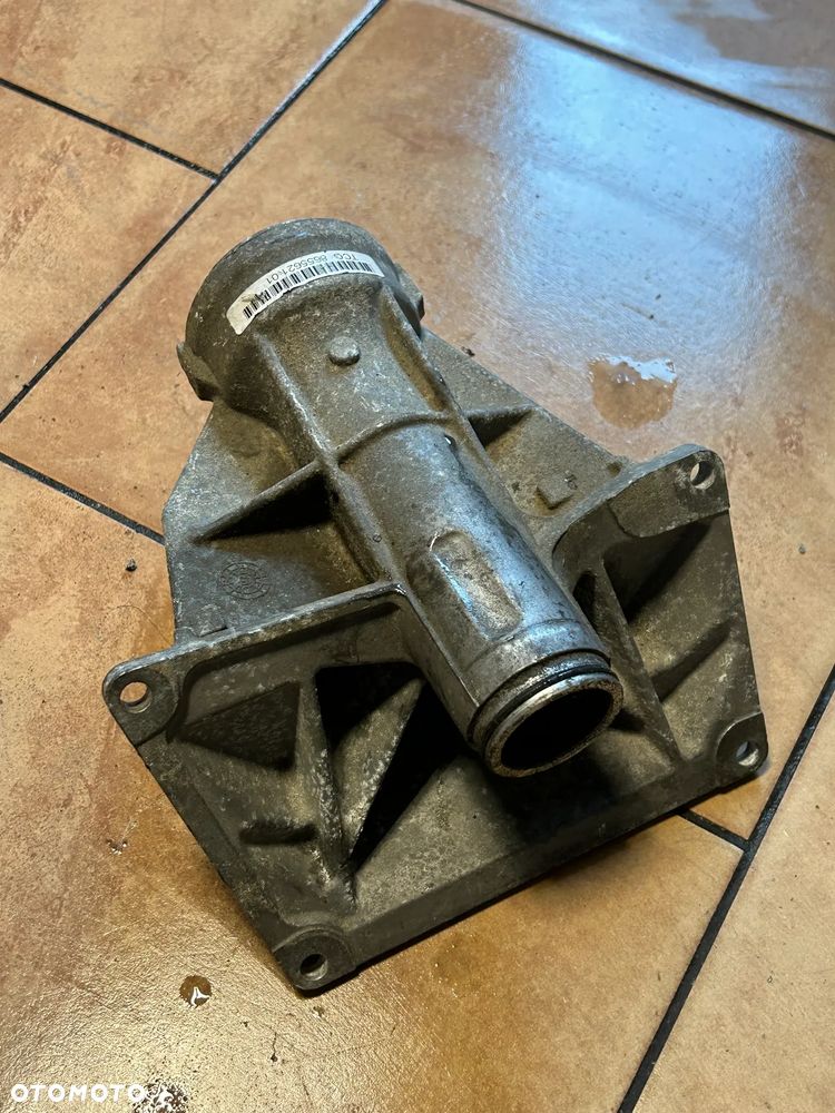 PODPORA PÓŁOSI BMW F30 F32 F36 8655621 - 2