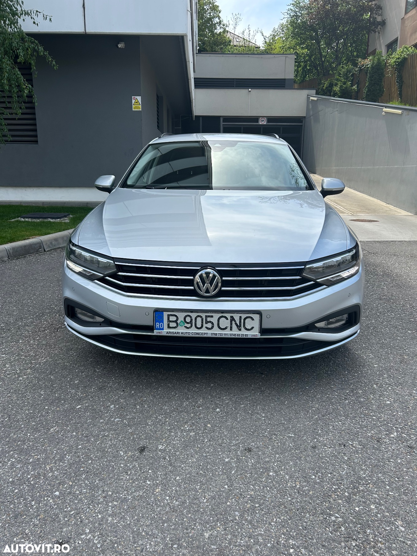 Volkswagen Passat - 3