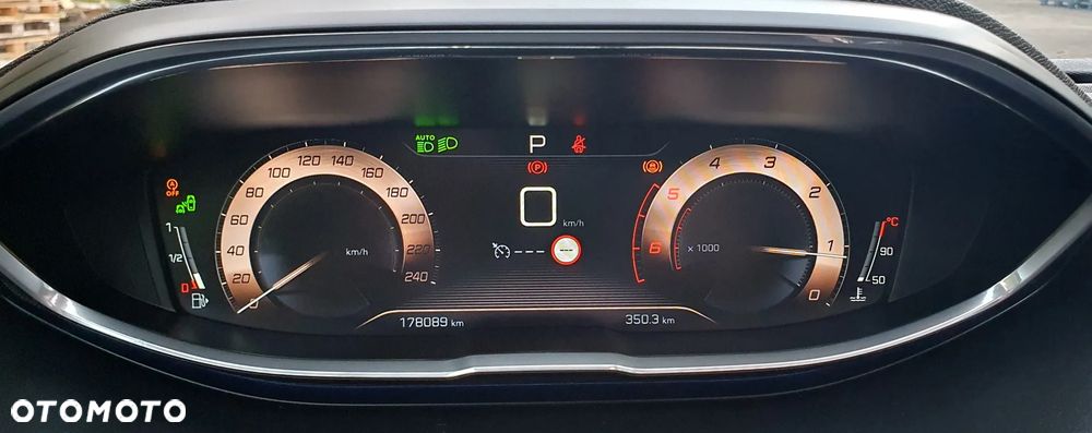 Peugeot 3008 - 31