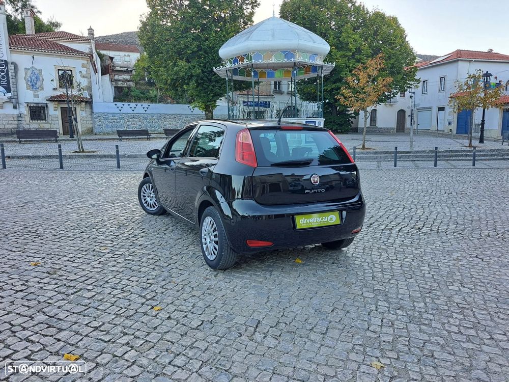 Fiat Punto 1.3 M-Jet Lounge S&S - 25