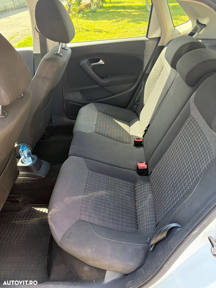 Volkswagen Polo 1.4 TDI CR BMT Comfortline - 8