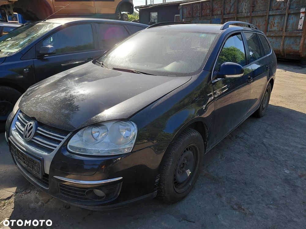 Na części: Volkswagen Golf  Rok 2009 Pojemność 1896 Moc 77 kw Diesel - 1