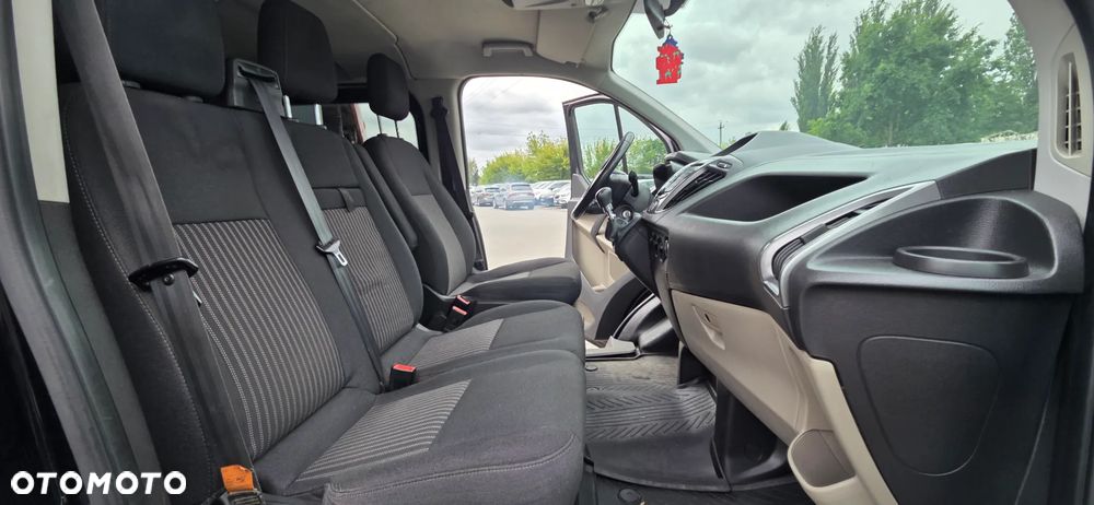 Ford TRANSIT CUSTOM - 33