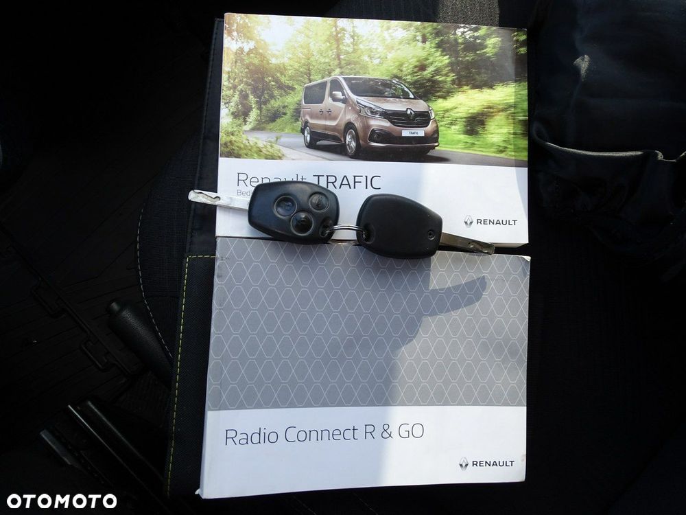Renault Trafic - 12
