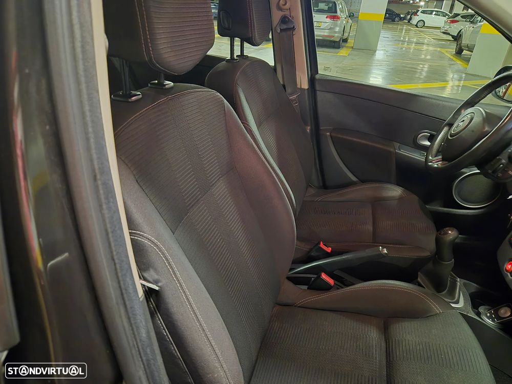 Renault Clio 1.2 16V Dynamique S - 26