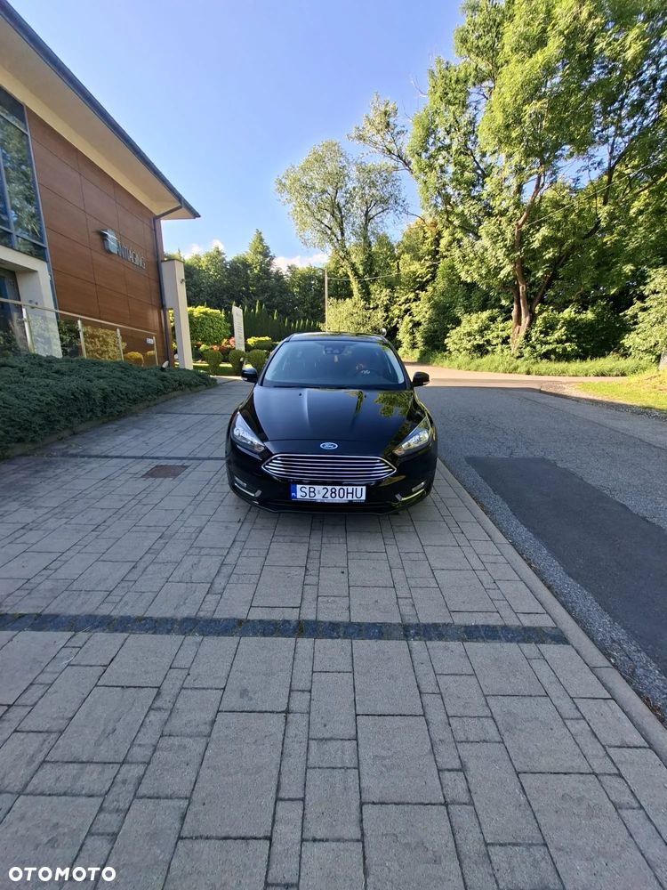 Ford Focus 1.0 EcoBoost Titanium - 3