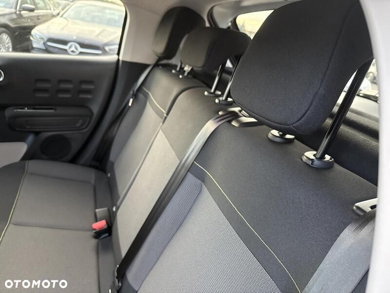 Citroën C3 1.2 PureTech Shine EAT6 - 18