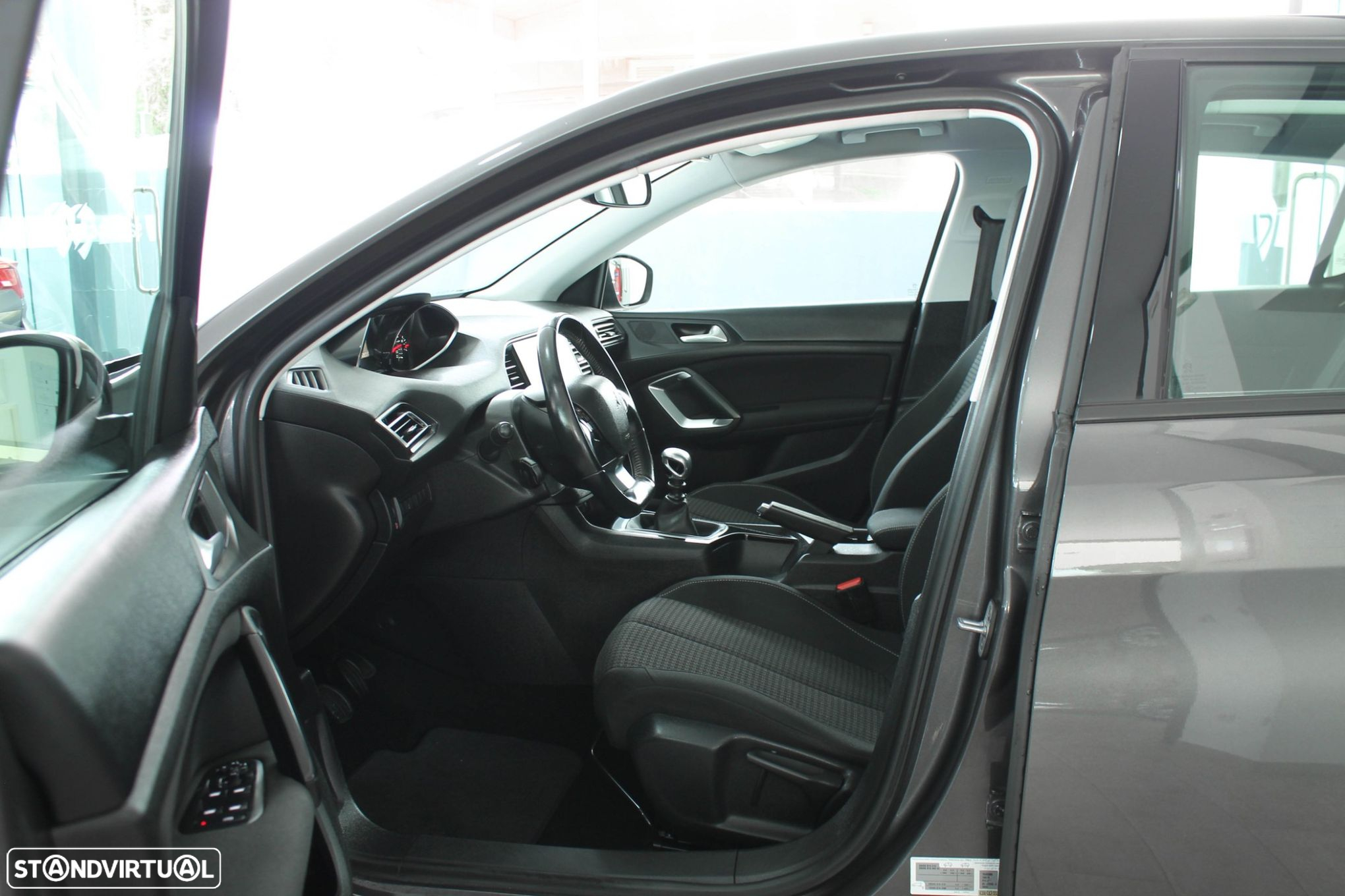 Peugeot 308 1.5 BlueHDi Style - 11