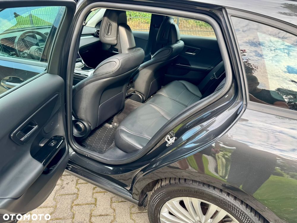Mercedes-Benz Klasa C 200 d 9G-TRONIC Avantgarde - 22