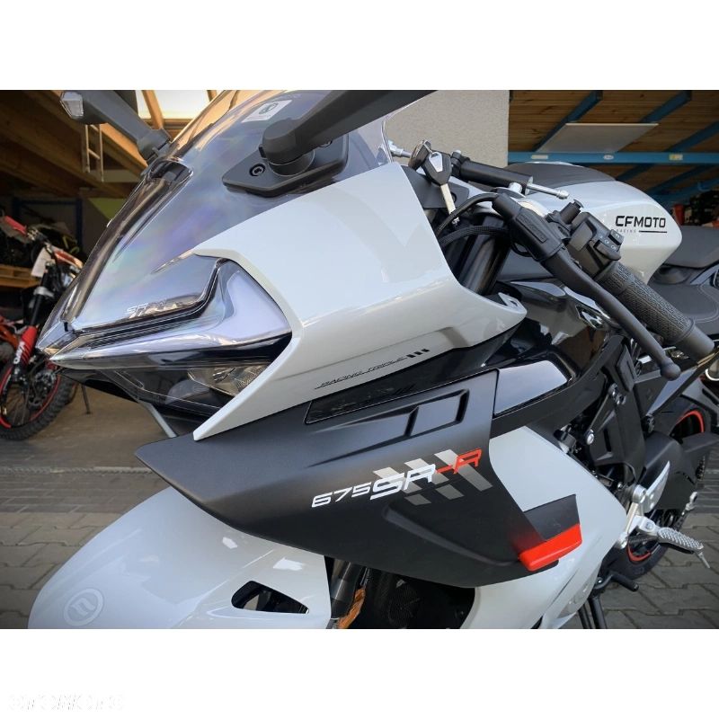 CFMoto SR - 14