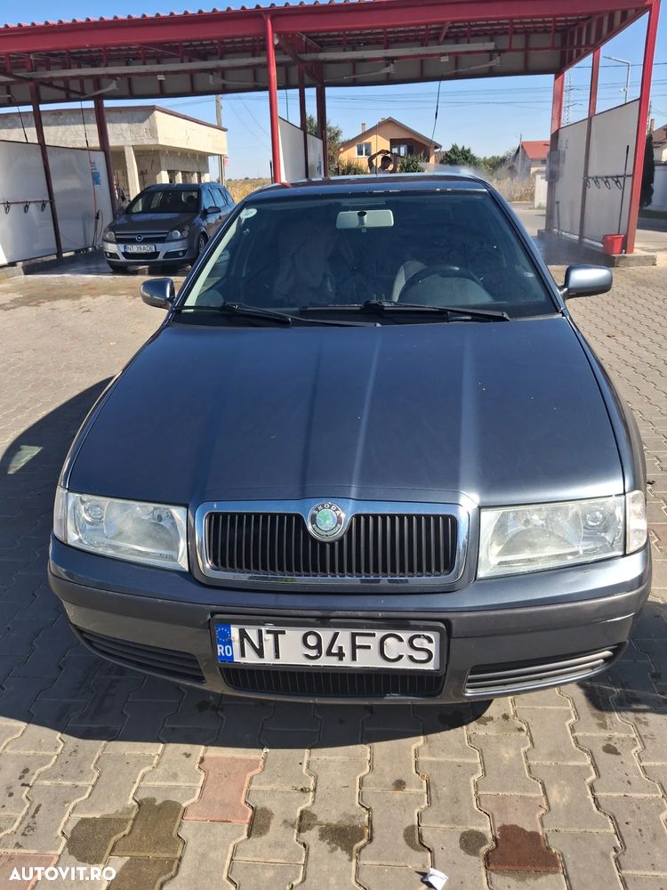 Skoda Octavia - 1