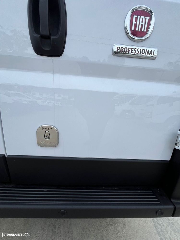 Fiat Ducato Tecto Alto C/IVA DEDUTIVEL - 20