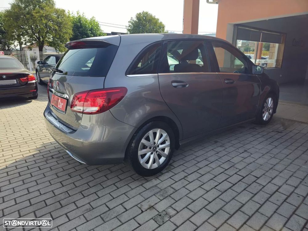 Mercedes-Benz B 180 CDi Style - 4