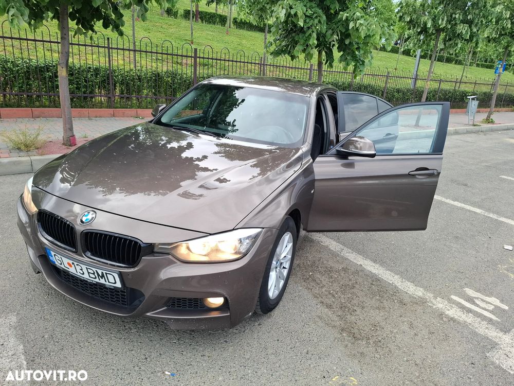 BMW Seria 3 318d Aut. Sport Line - 12