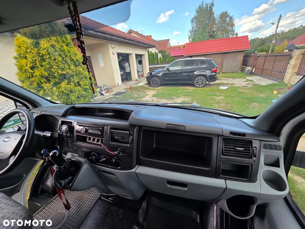Ford Transit - 20