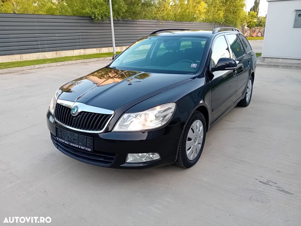 SKODA Octavia 2012
