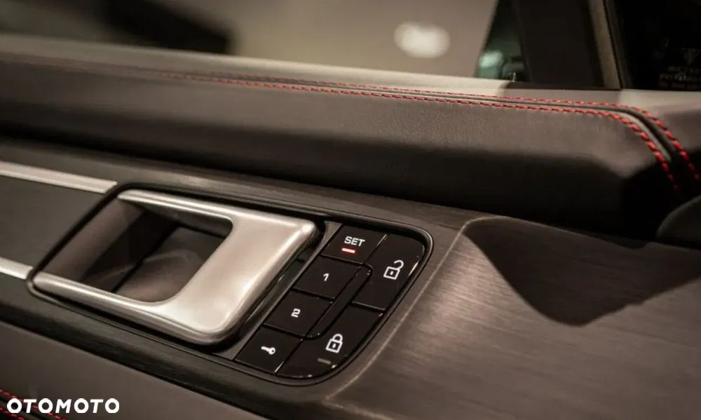 Porsche Panamera - 13