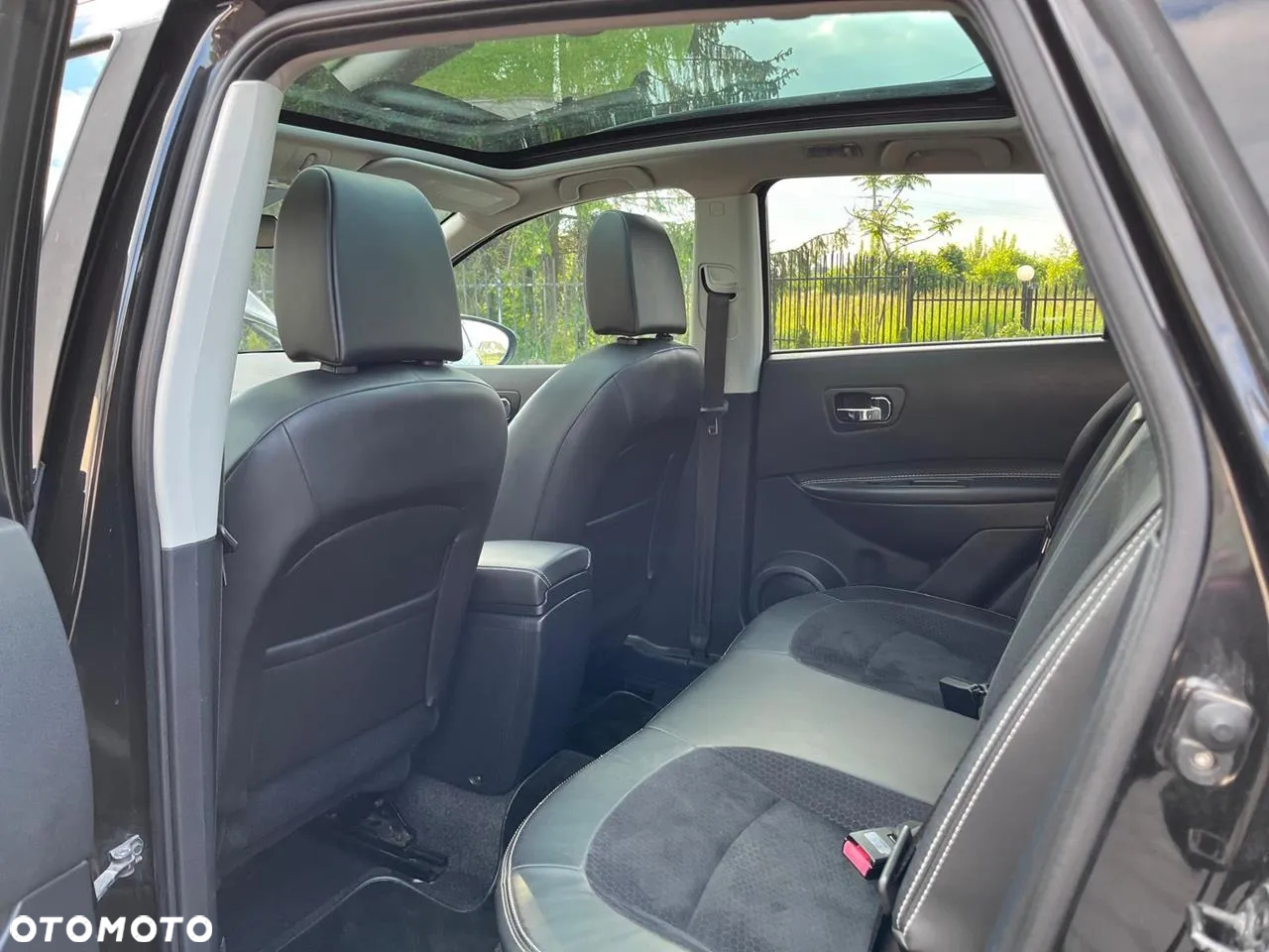 Nissan Qashqai 1.6 dCi DPF tekna - 30