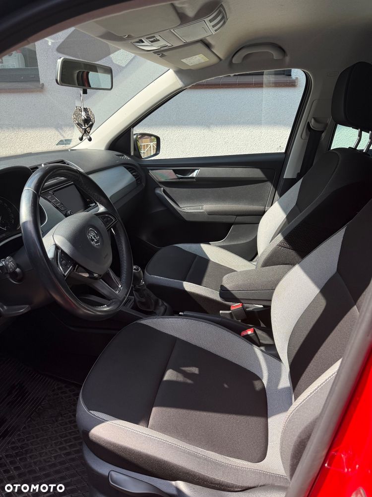 Skoda Fabia 1.2 TSI Monte Carlo - 13