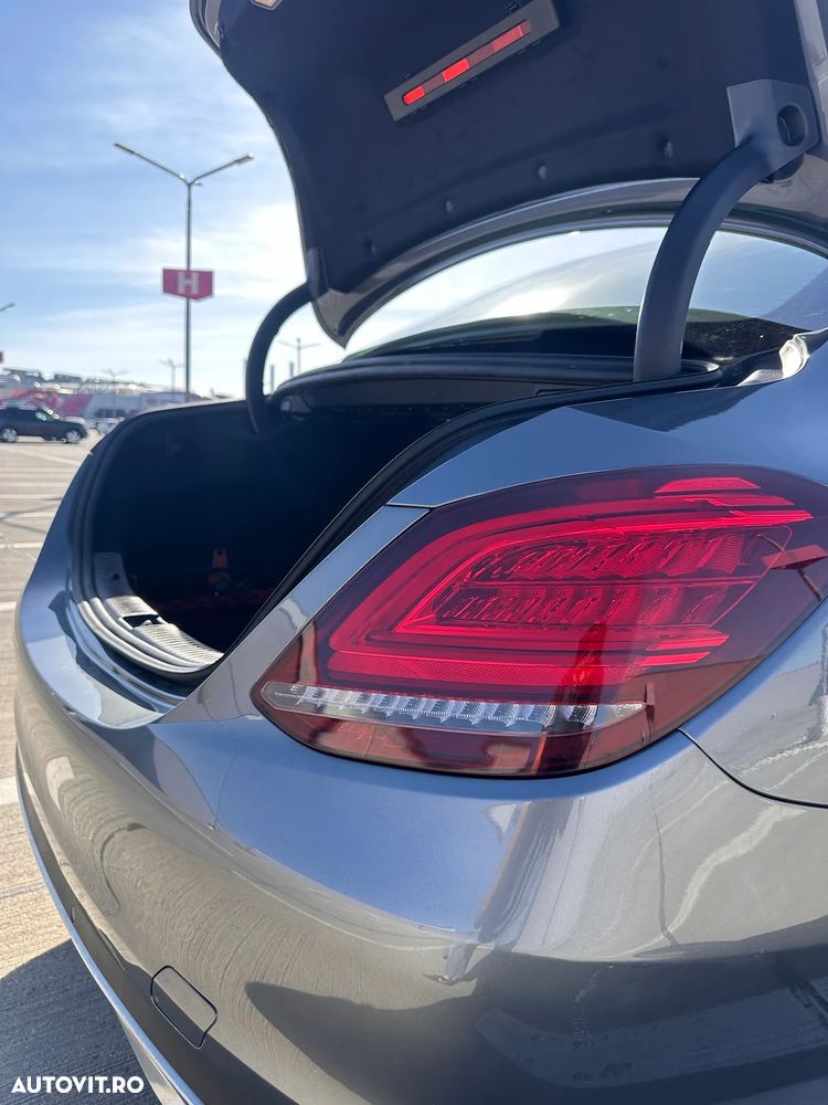 MERCEDES-BENZ C-Class 2019 — imagine 25
