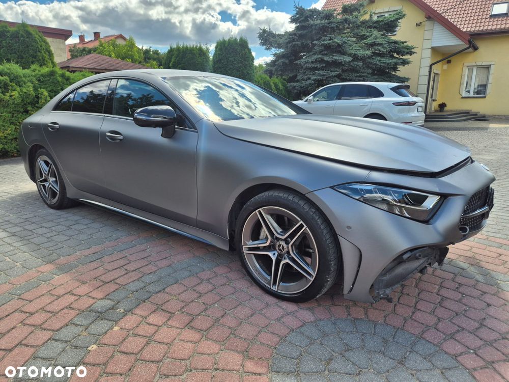 Mercedes-Benz CLS 300 d 4-Matic AMG - 12