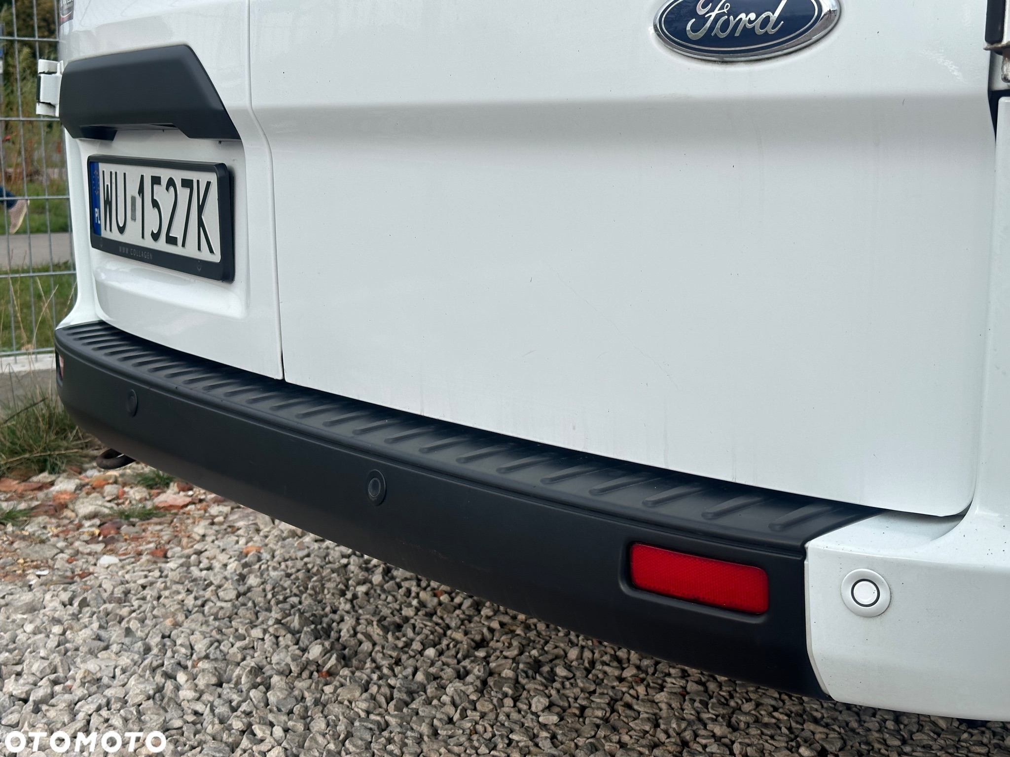 Ford Tranzit Custom - 13