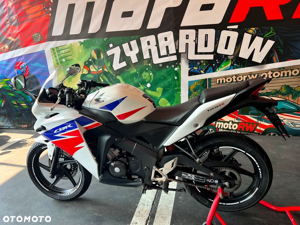 Honda CBR - 12