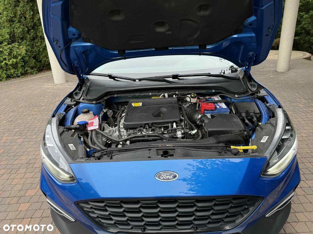 Ford Focus 1.5 EcoBoost Active X - 13
