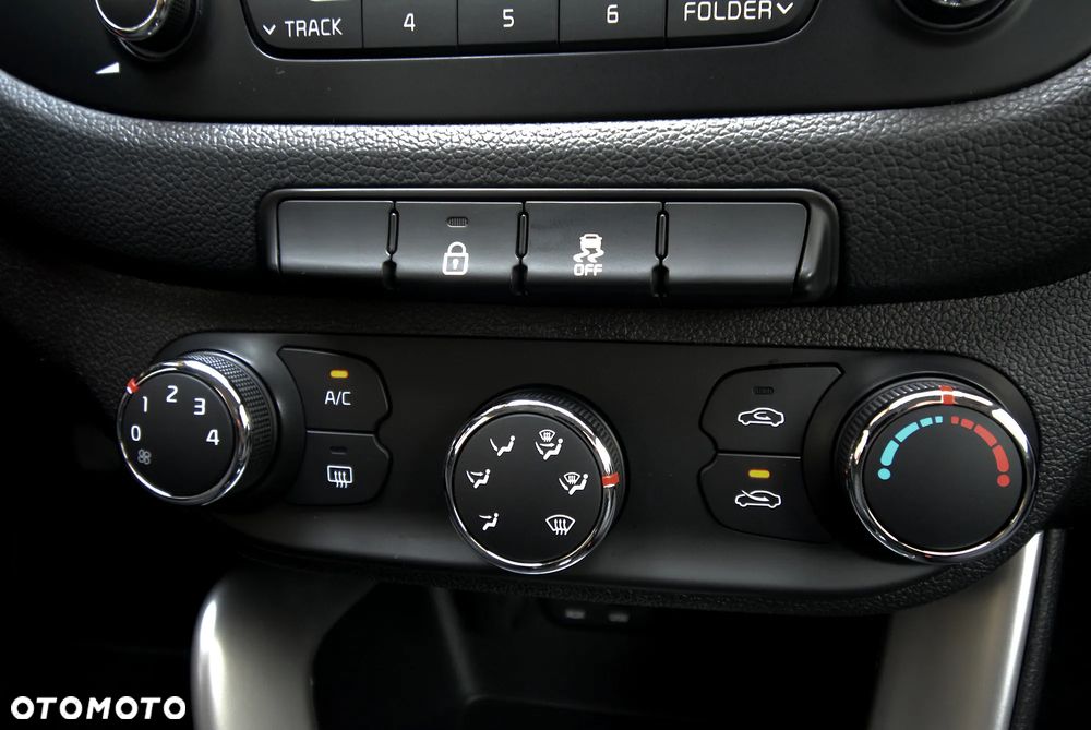 Kia Ceed - 17