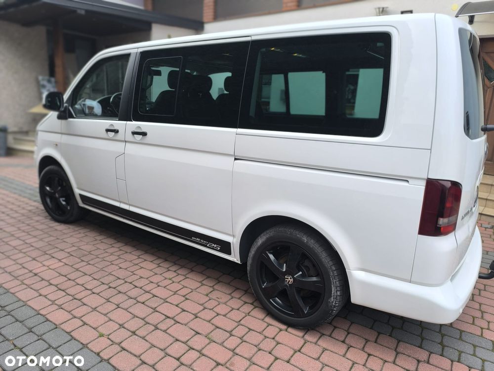Volkswagen Multivan - 5