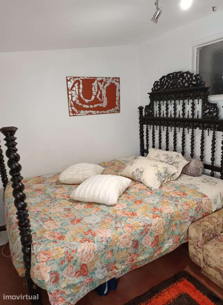 Apartamento com 1 quartos - localizado em São Bento Lisbon - Grande imagem: 2/9