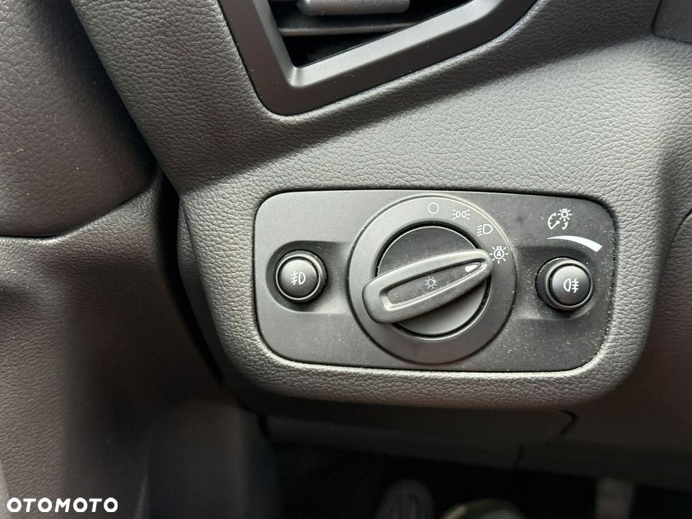 Ford Kuga 1.5 EcoBoost 2x4 ST-Line - 26