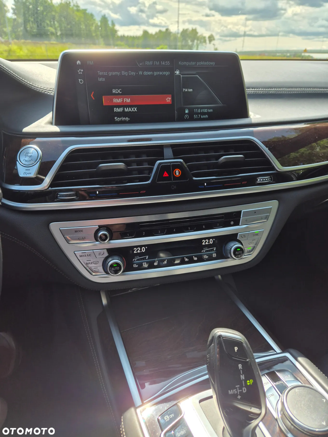 BMW Seria 7 750i - 14