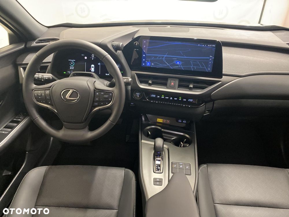 Lexus UX 300h Prestige - 11