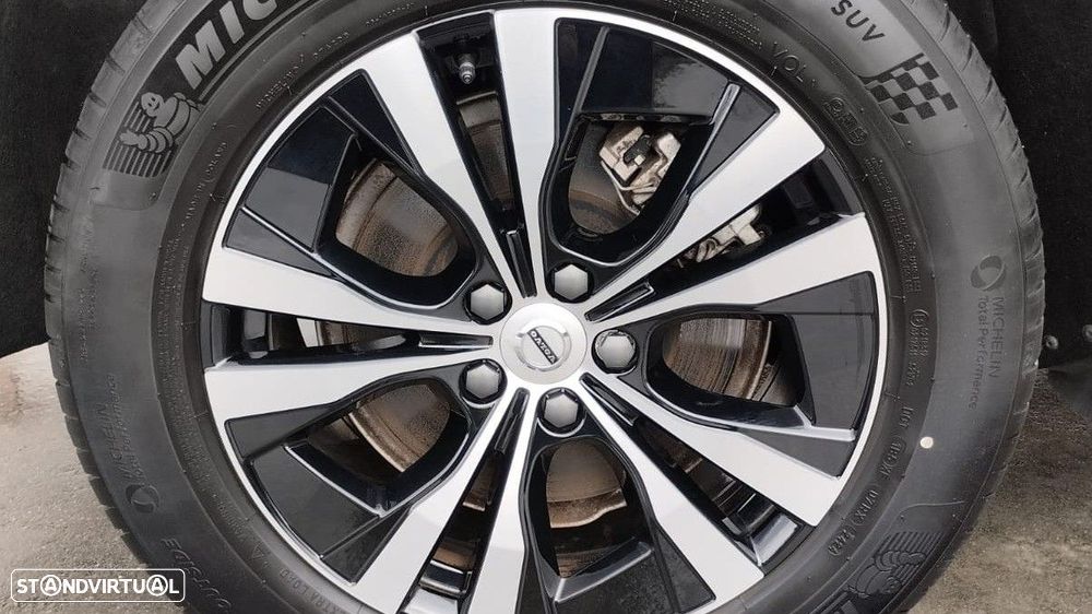 Volvo XC 60 2.0 T6 PHEV Core AWD - 7