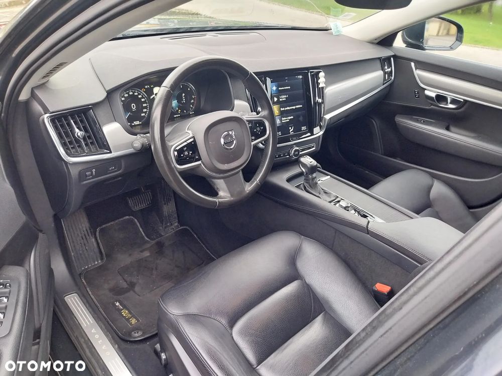 Volvo V90 - 8