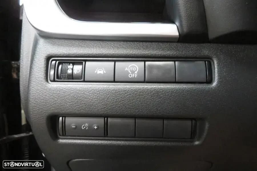 Nissan Qashqai 1.3 DIG-T N-Connecta LED — fotografia 18