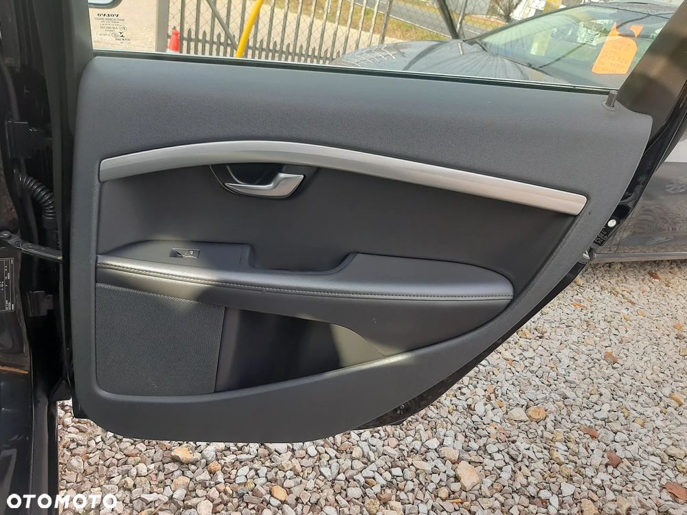 Volvo V70 D4 Geartronic Summum - 31