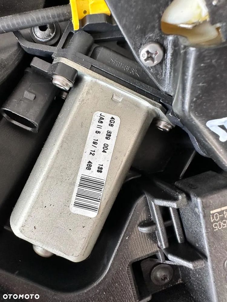 Zamek zamki drzwi dociąg dociągi komplet Audi A7 4G8 - 2