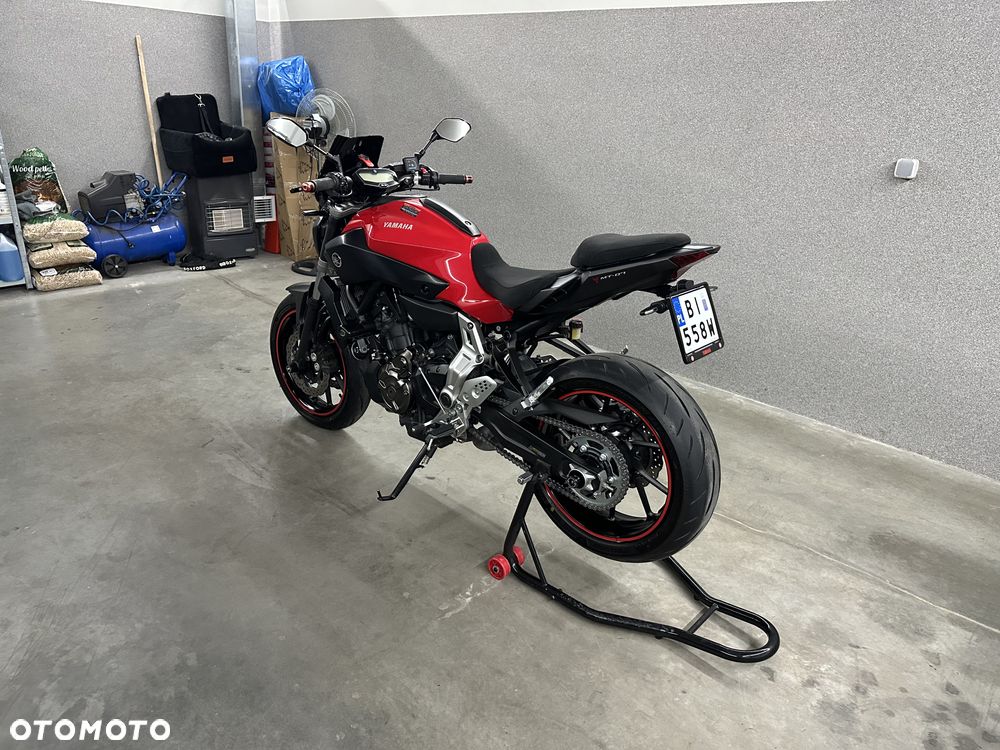 Yamaha MT - 3
