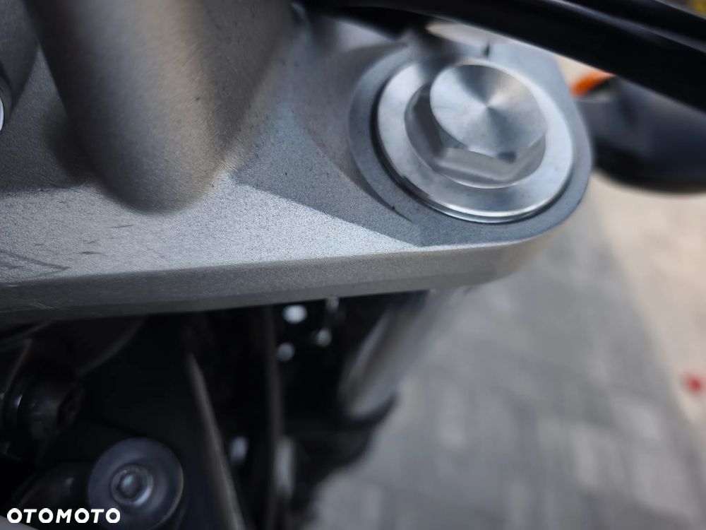 Yamaha FZ6 - 19