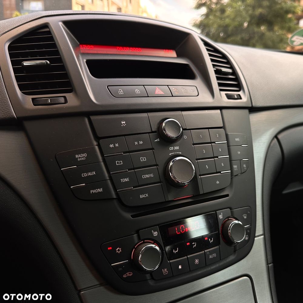 Opel Insignia - 16