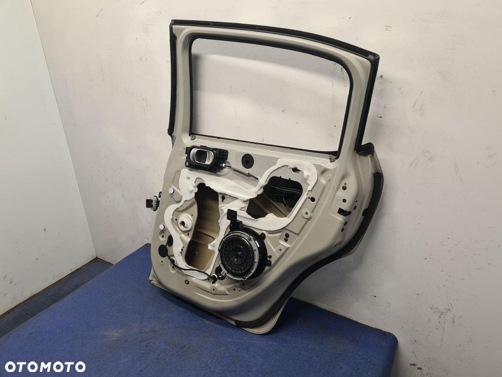 CITROEN C3 III LIFT 24R DRZWI TYŁ PRAWE EEUD - 12