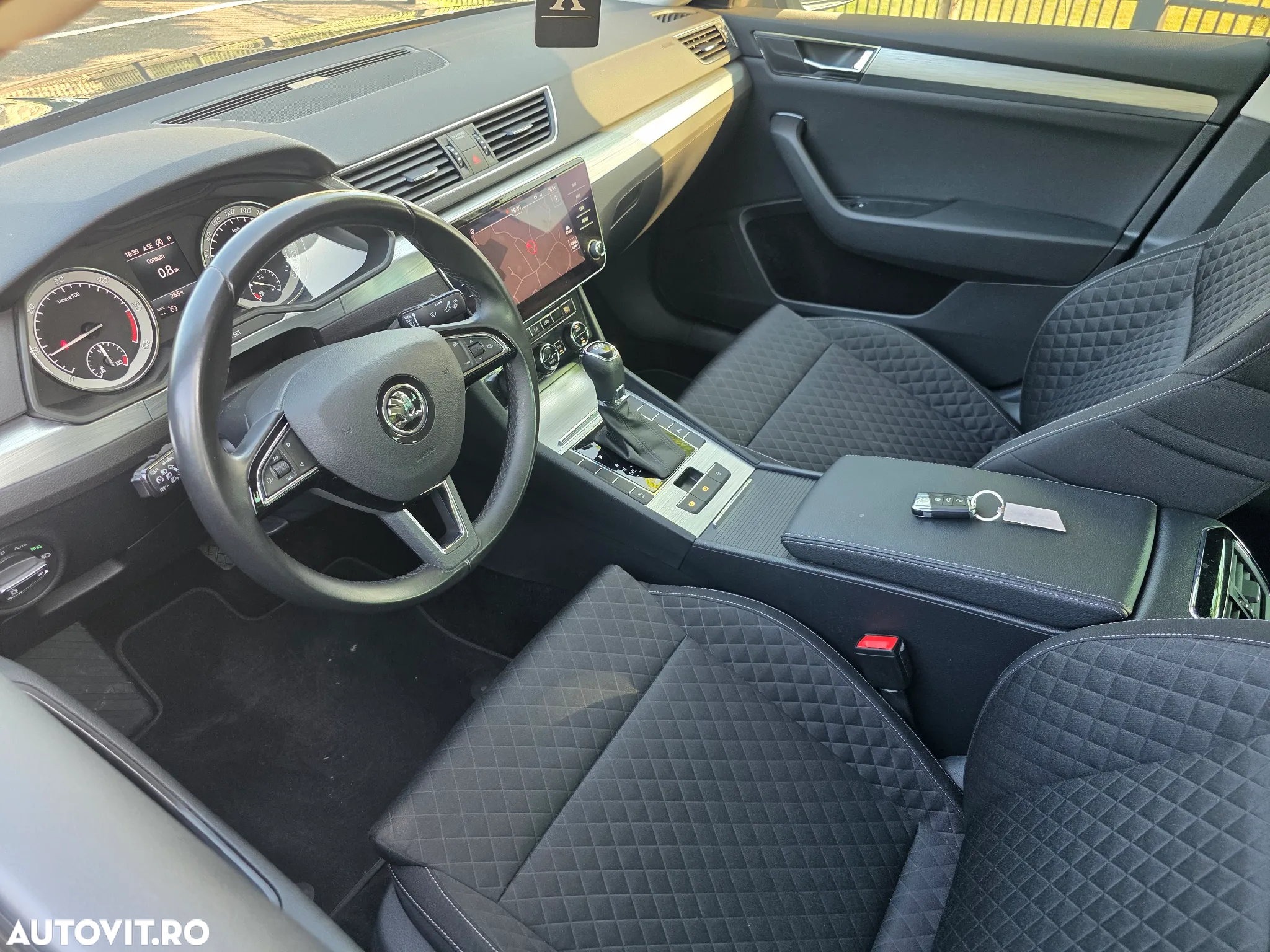 Skoda Superb 1.6 TDI DSG Ambition - 9