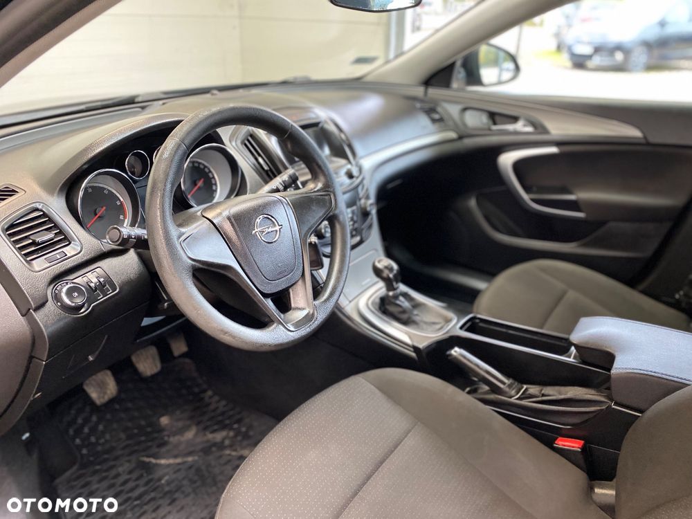 Opel Insignia 2.0 CDTI Active - 10